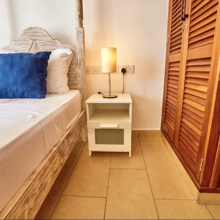 Nana's boho BeachfrontVilla w/Ac&pool