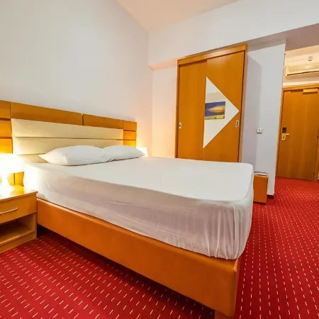 Hotel Sir Orhideea Отели рядом с достопримечательностью «Станция метро Grozavesti»