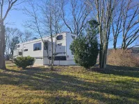 Fenced Dog Yard, Creek Fishing Access, Privacy and Stunning Sunset Views! - 2-Star