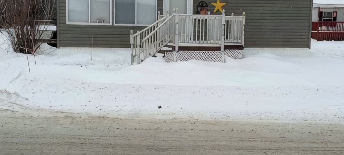 Charming 3-bedroom house with WiFi and AC in serene Sinclair Hotels in Aroostook County