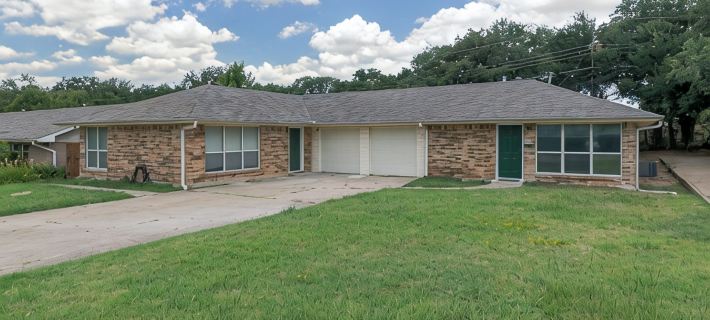 Fenced Yard, Garage + Workspace - Pet-Friendly Hotels in Euless