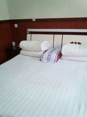 Youyu Yongxing Hotel - parking