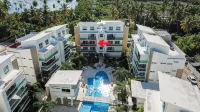 Luxurious & Cozy 2BR Condo 5 Minutes Walk to the Beach - Gym