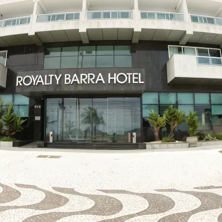 Royalty Barra Hotel Отели рядом с достопримечательностью «Пляж Жоатинга»