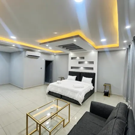 Carousel Hotel