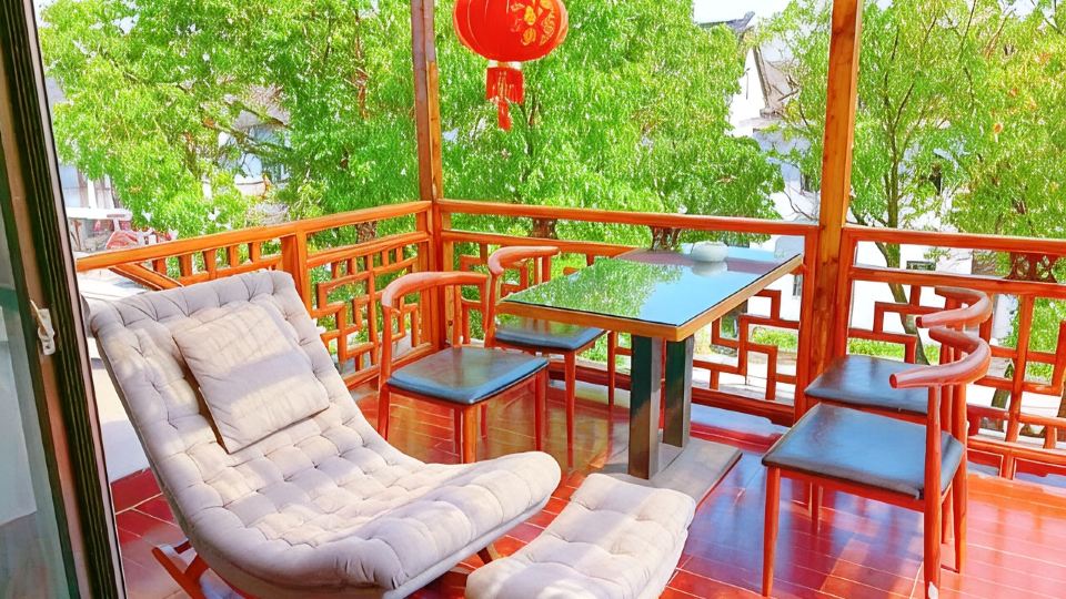 Zhouzhuang Jingou Linhe Bieyuan Chinese Inn