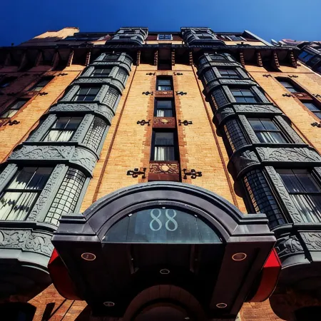 Courtyard Boston Copley Square Отели рядом с достопримечательностью «Бостонская публичная библиотека»