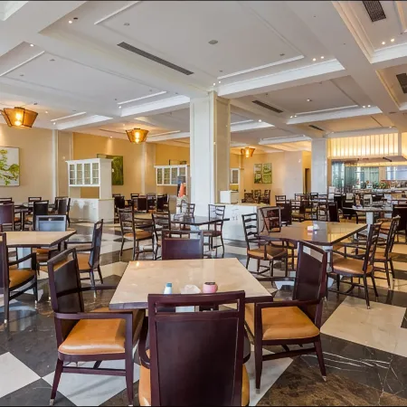 Jiazhihui Aihai Holiday Hotel (Zhujiajian Lvcheng Dongsha)