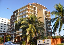 Cullen Bay Resorts