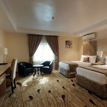 Bon Hotel Elvis