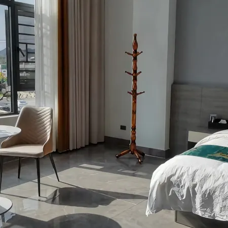 Lu Liangzhu Hotel