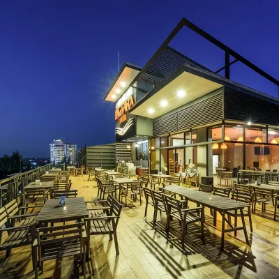 Ingtara Hotel Hotels near Smile Restaurant