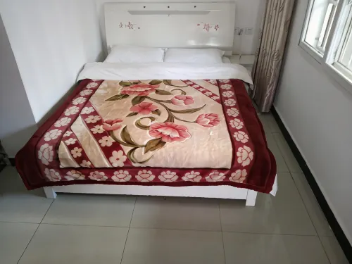 Maoxian Errongkexi Business Inn