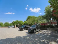 Jinjiang (Huanghua Municipal Government Hotel) - parking