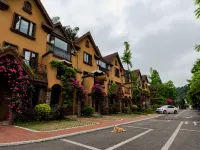 Floral Water Bay Roman Holiday Hot Spring Villa - Villas