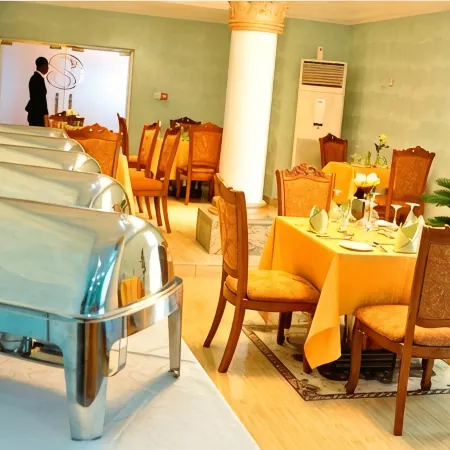 Fritz Apartments & Suites