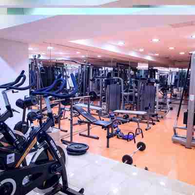 Usta Park Hotel Fitness & Recreational Facilities