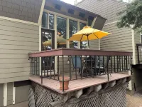 Lake Tahoe Getaway - Hot Tub, Pool, Near Beaches, Eateries, Hike, Bike & Rafting