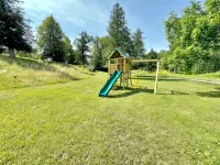 Summer Weekends Are Ready! Hot Tub, Sauna, Lake Front! 2 Bedrooms, 2 Full Baths!