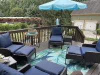 Charming 4 bedroom two story home in a golf course neighborhood. - 4 stjerner