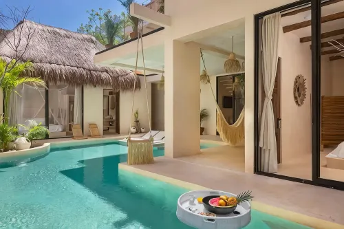 Villa Aura → Swim-up rooms, Private Pool & Rooftop