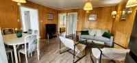 Relaxing 2Br Unit Near Hiking & Scenic Drives Sleeps 5 |Great Cabot Unit 17 - 小木屋