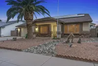 Prime Location With Pool Just 3-mins From Westgate Entertainment!