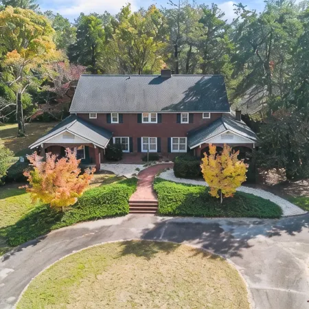 Spacious Historic Manor with Chef's Kitchen • Horse-Friendly