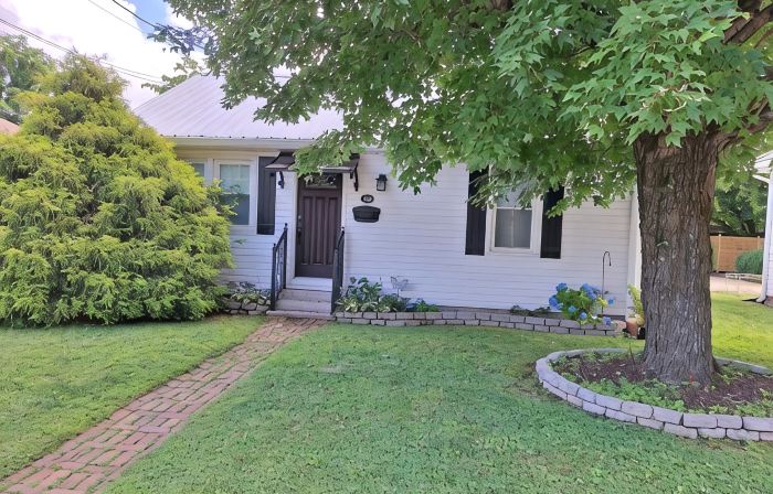 Charming 2-bedroom cottage in serene Erwin with AC, WiFi