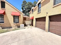 The Compass Loft Studio near TSU with EV Charger
