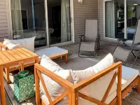 Modern, Spacious Loft in Douglas with Free Parking! Hotels in Douglas