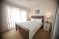 Daysy Hill Country Cottages - parking