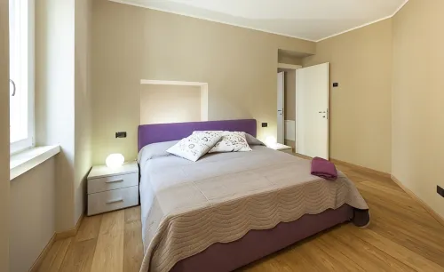 LUCIA by KlabHouse-Central  lakeview w/AC - 3 stjerner
