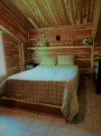 Cedar Cabin located on a working Buffalo Farm near the Buffalo National River - Hytter