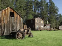 Sky View Log Cabin- Off the beaten trail yet close to all the main attractions! - Chalets