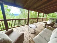 南塔哈拉一隅小屋，配有熱水浴缸、遊戲室、高速WiFi及山景