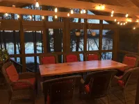 Rustic Lakefront Log Cabin Retreat w/Pontoon included Memorial to Labor Day - 샬레 호텔