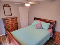 Norris Lake FarmHouse w/ Lakeviews, access and 140 acres to play.