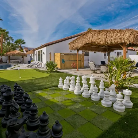 Palm Springs Tropical Paradise