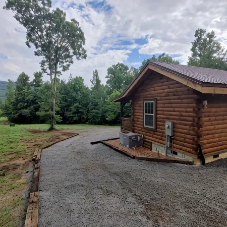 Bennett Lake Tiny Cabin