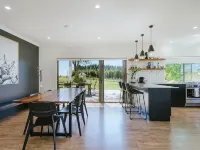 A Wonderful Country Relax. Reconnect with Nature. Hotels in Wingham
