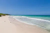 Steps To Beach - Spacious Clean Cottage w/ Cook - Villas