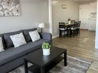 Apt. near Downtown - 2BR/1BA/3BE Hotéis em Dunean