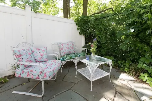 Vintage Charmer Waterfall views! sleeps 5!