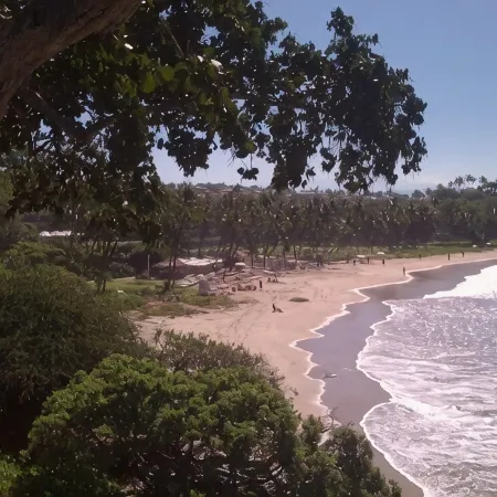 Hawaii Oceanfront 1-bedroom Cottage