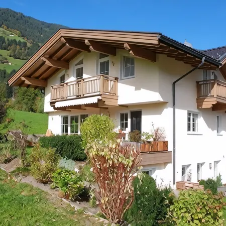 55m² large apartment with terrace and garden and separate entrance
