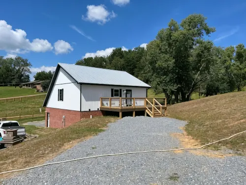 Clean! Pet friendly, New construction, 2 bedrooms, 2 bathrooms, washer-dryer - Homestays