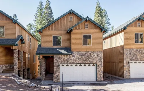 Cheerful 6 bedroom condo in Shaver Lake