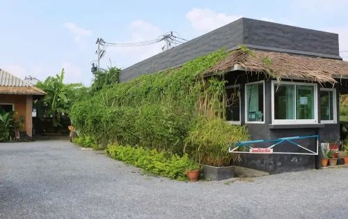 The Park Drive-Thru Check-in Resort