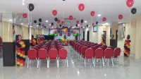 Hotel Padmini Elite - parking